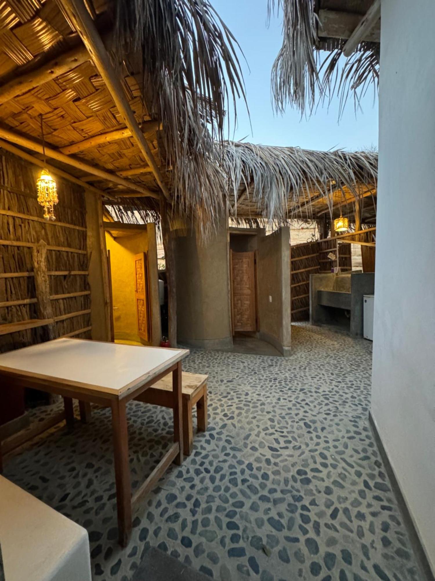 Hotel Piramide Titi à Los Órganos Extérieur photo